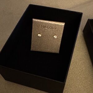 14K Gold Women’s Stud Earrings
